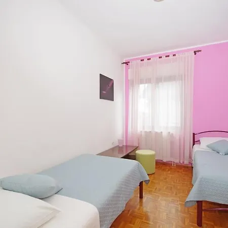 Appartement Marija Pirovac