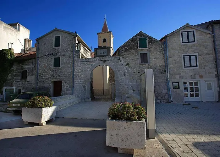 Marija * ピロヴァッツ